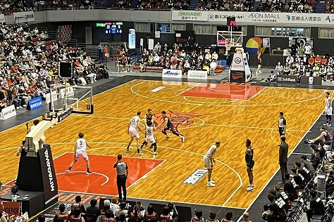 三遠ネオフェニックス(プロバスケットボールチーム)の試合に行ってきました